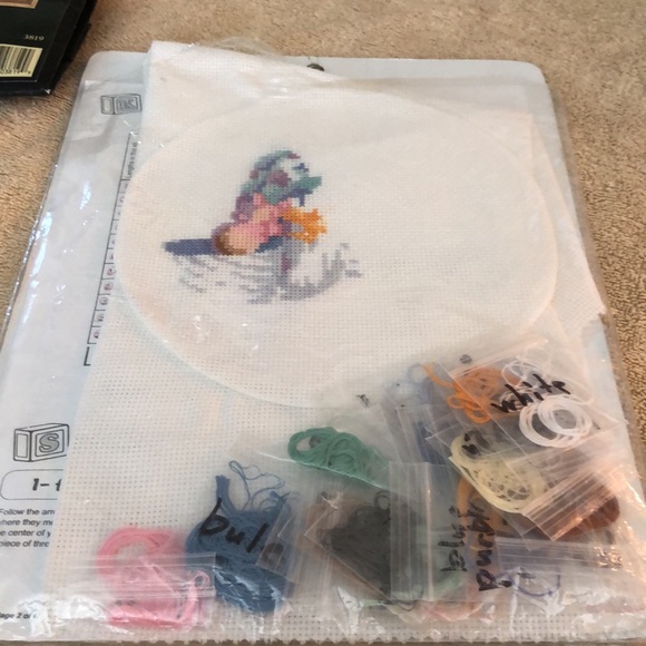 Dimensions 8x10” Baby Hugs Birth Record & Jack Dempsey 9” Nursery Quilt Squares - Picture 3 of 5